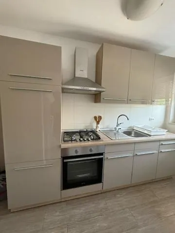 Apartment Elli - Parking, Garden, Bbq بولا